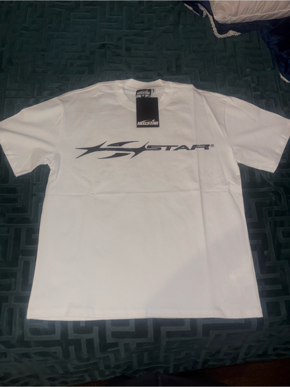 Hellstar White Graphic Logo Tee for Men